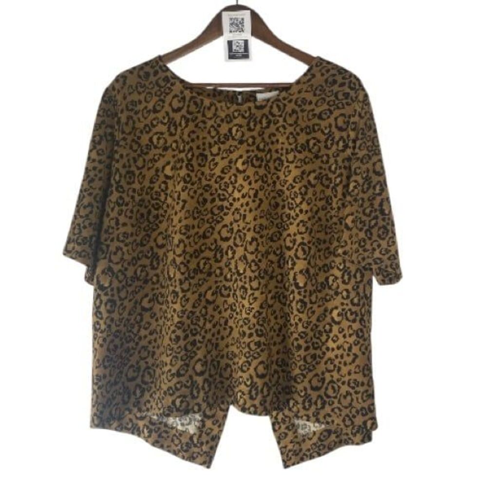 Ava & Viv Leopard Print Women's Top //3X